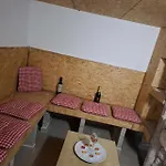 Slunecni Terezka ,penzion Pro Skupiny Se Snidani,degustaci Vin *