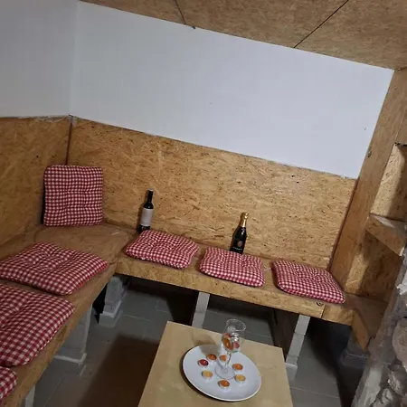 Slunecni Terezka ,penzion Pro Skupiny Se Snidani,degustaci Vin *