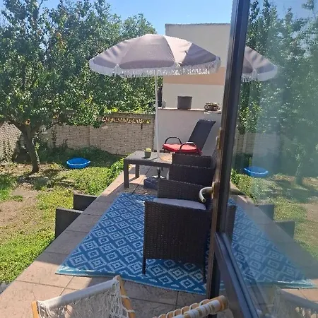 Sluneční Terezka ,penzion Pro Skupiny Se Snídaní,degustací Vín Villa