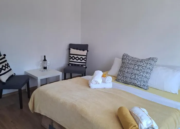 Slunecni Terezka ,penzion Pro Skupiny Se Snidani,degustaci Vin