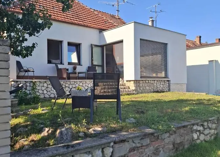 Slunecni Terezka ,penzion Pro Skupiny Se Snidani,degustaci Vin *