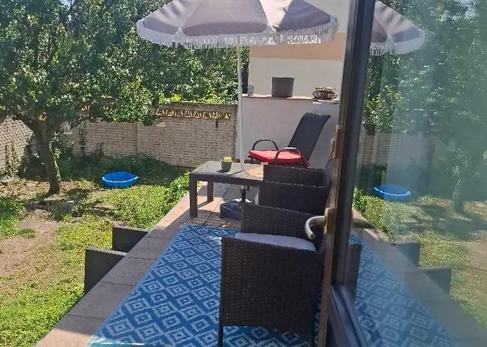 Slunecni Terezka ,penzion Pro Skupiny Se Snidani,degustaci Vin 别墅