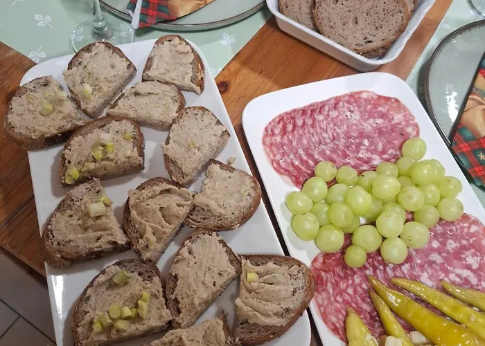 别墅 Slunecni Terezka ,penzion Pro Skupiny Se Snidani,degustaci Vin 雷德尼斯