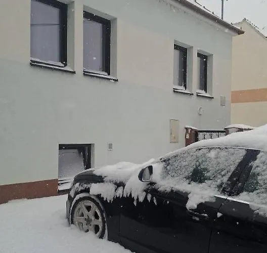 Slunecni Terezka ,penzion Pro Skupiny Se Snidani,degustaci Vin 别墅 雷德尼斯